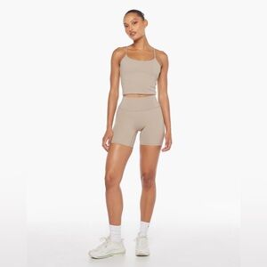 CSB FREEDOM SCRUNCH SHORTS 6" IN ALMOND - SMALL